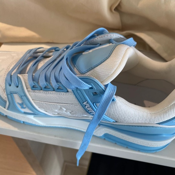LV Trainer Sneaker Sky Blue - Picture 12 of 14